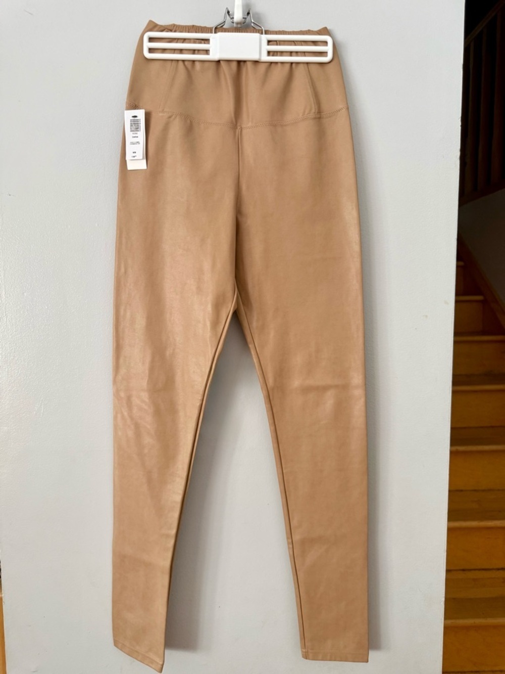 Aritzia Wilfred Free Daria High Rise UnReal Leather Pant Camel